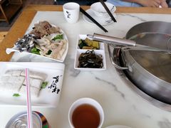 -牛沙暴潮汕牛肉火锅(章江南大道店)