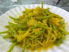 清炒黄花菜-天天向上素食餐厅(五台山店)