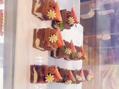 -大中华希尔顿酒店-念自助餐·嗨啤·小龙虾