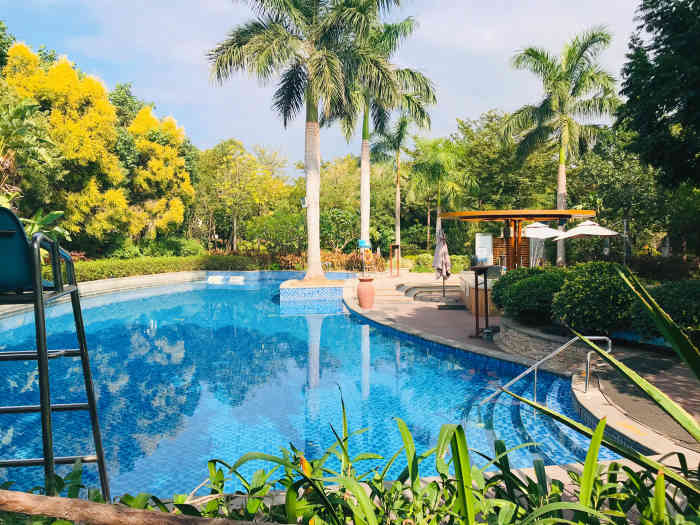 佰翔圆山花泉温泉-"我们住在温泉的别墅园景区.一共有四栋别墅.