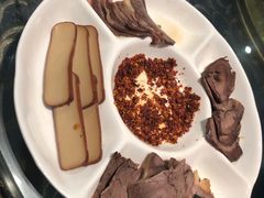 -舌尖上的食缘花园主题餐厅