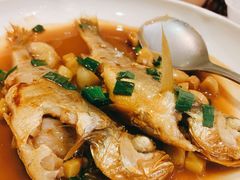 酱烧小黄鱼-西湖春天•老字号杭州菜(百汇店)