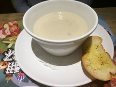 蘑菇忌廉汤-卡朋西餐(较场西路店)