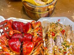 -岛中岛·海鲜大排档·万宁老字号(东澳店)