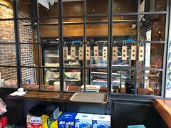 面包甜点陈列柜-德记牛肉社潮汕鲜切牛肉火锅(中心路店)