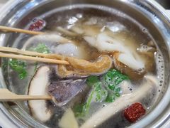 -百品聚旋转火锅(万德庄店)