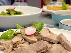 -侬佳蒸菜馆(听潮店)