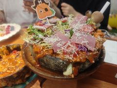 -Dragon Pizza•圆脸龙披萨·牛排餐厅