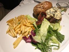 汉堡-Khéma Restaurant Pasteur