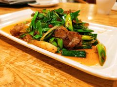蒜苗回锅肉-盘飧市(春熙路店)