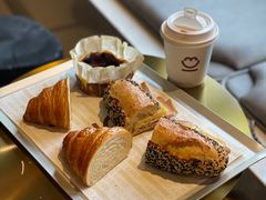 -MEEBO KAFEE米咖焙坊(虹桥路店)