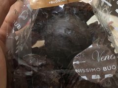 -VENCHI 闻绮(上海佛罗伦萨小镇店)