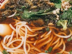 咸菜肉丝粉-十八家面馆(均瑶店)