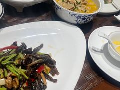 -金稼园·金平湖农家菜