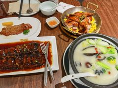 -港丽餐厅(正大店)