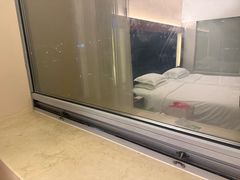 -上海浦东假日酒店