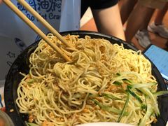 金牌凉面-松哥油焖大虾(皇岗一店)