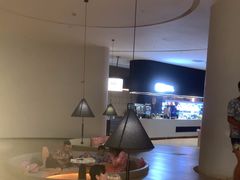 -涨巢·潮玩水疗局