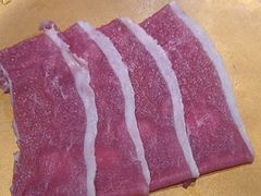-牛YO寿喜烧·铁板烧和牛火锅自助(市府恒隆店)