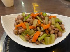 -洁神饭庄·海鲜·青岛菜·30年老字号(五四广场店)