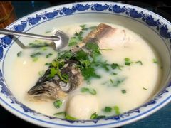 -南京金牛湖巨碗鱼头