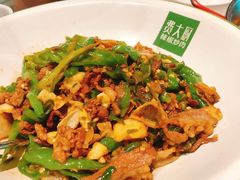 -费大厨辣椒炒肉(万家丽一店)