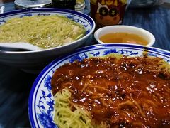 炸酱面-兴兴旺·冬瓜盅·啫啫煲(西华路店)