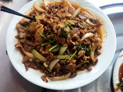 -粘豆包柴火铁锅炖