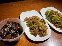 土匪猪肝盖饭-宏大运餐厅(传媒大学店)