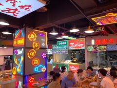 大堂-八一好吃街·高品美食广场