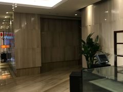 -天津梅江中心皇冠假日酒店