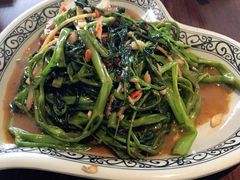 -大头虾越式风味餐厅(光明广场店)