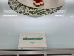 -潮一不贰·法式甜品·生日蛋糕·西式简餐(外滩店)