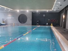 -天津圣光皇冠假日酒店·游泳健身中心