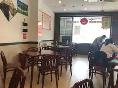 大堂-鲜得来排骨年糕(即墨路店)