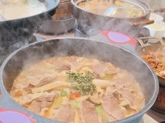 -香山湖家家宴(中山陵店)