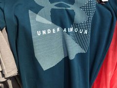 -UNDER ARMOUR(八达岭奥莱店)