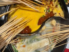 鸳鸯锅-钢管厂五区小郡肝串串香(蜀都万达店)