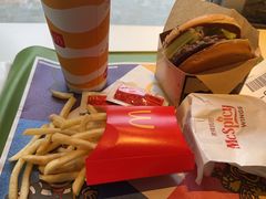 -麦当劳(欢乐谷店)