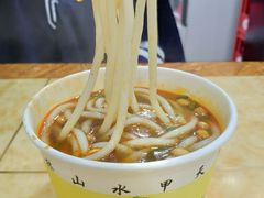 -覃肥叔桂林米粉(粮道街店)