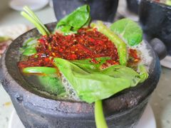 -虹兴砂锅店