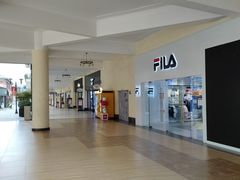 -王府井奥莱临潼小镇(临潼店)