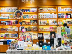 -西西弗书店&矢量咖啡(凯德晶萃广场店)