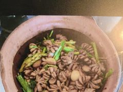 -八府香鸭·啫啫煲(华山路店)