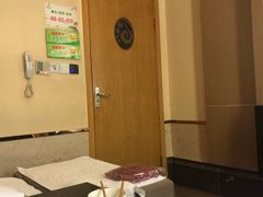 -金色印象·4K影院式足体养生(杨家坪西郊店)