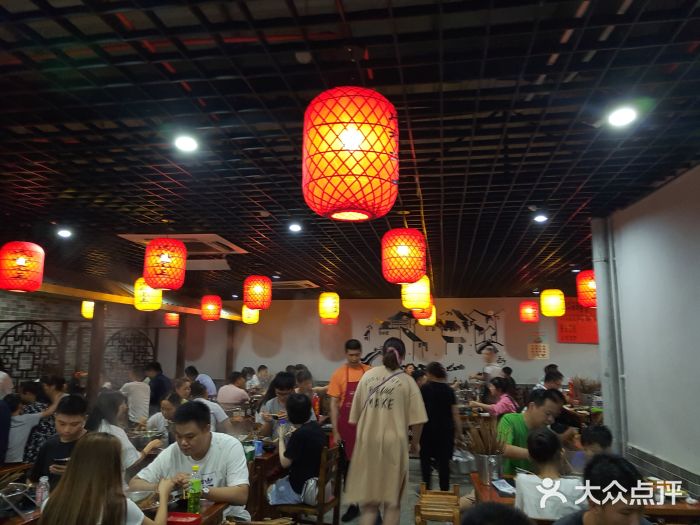 成都老王串串香(普陀路总店)大堂图片