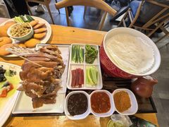 -肘子酥·天津菜·特色捞面(德云社店)