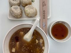 东阳沃豆腐-咬不得高祖生煎·简餐(高银街店)