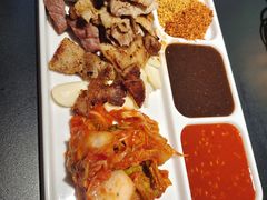 -牛味道炭火烤肉(湖前总店)