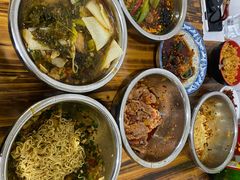 -胖子水煮(铁路三村无任何分店)